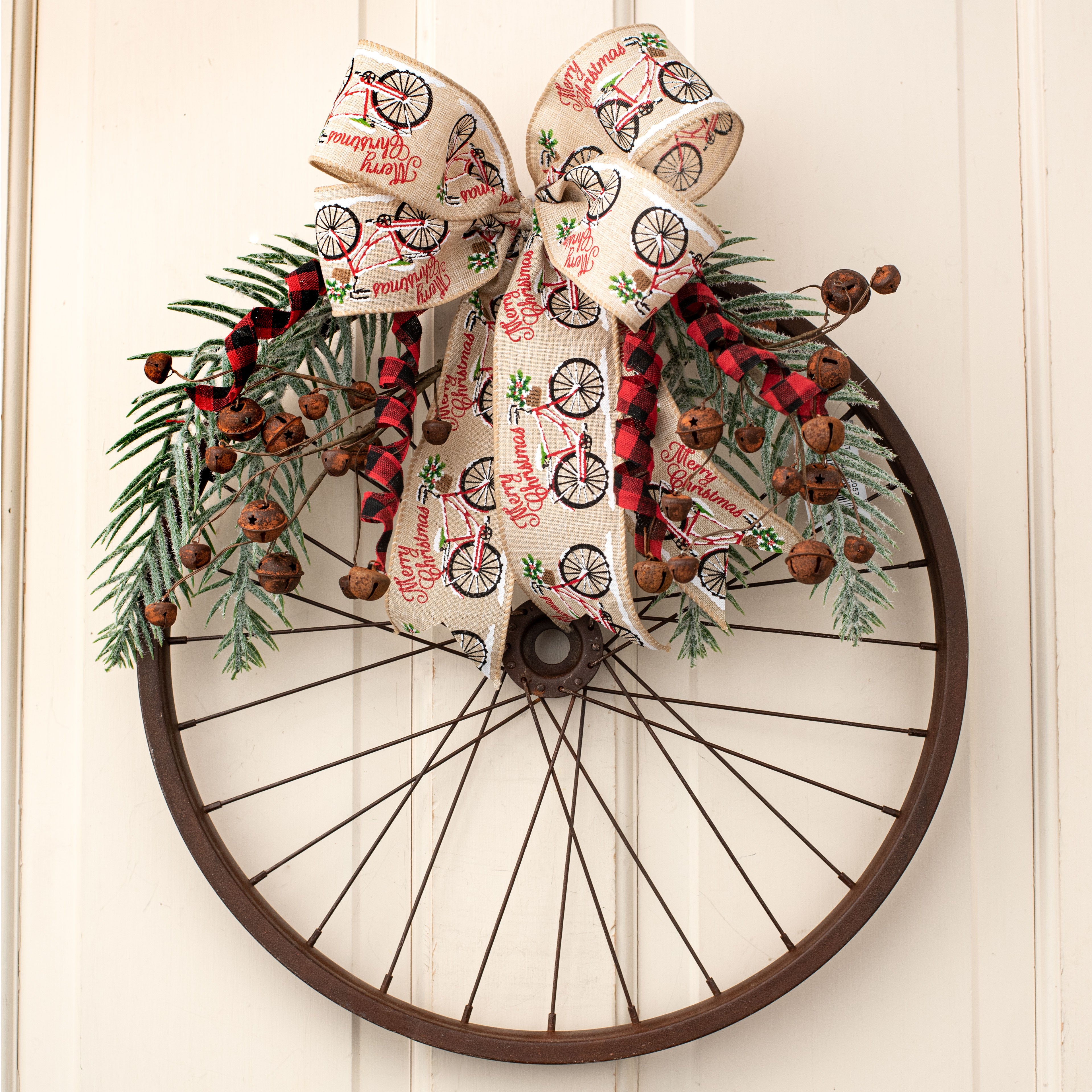 16" Decorative Bicycle Rim: Rust