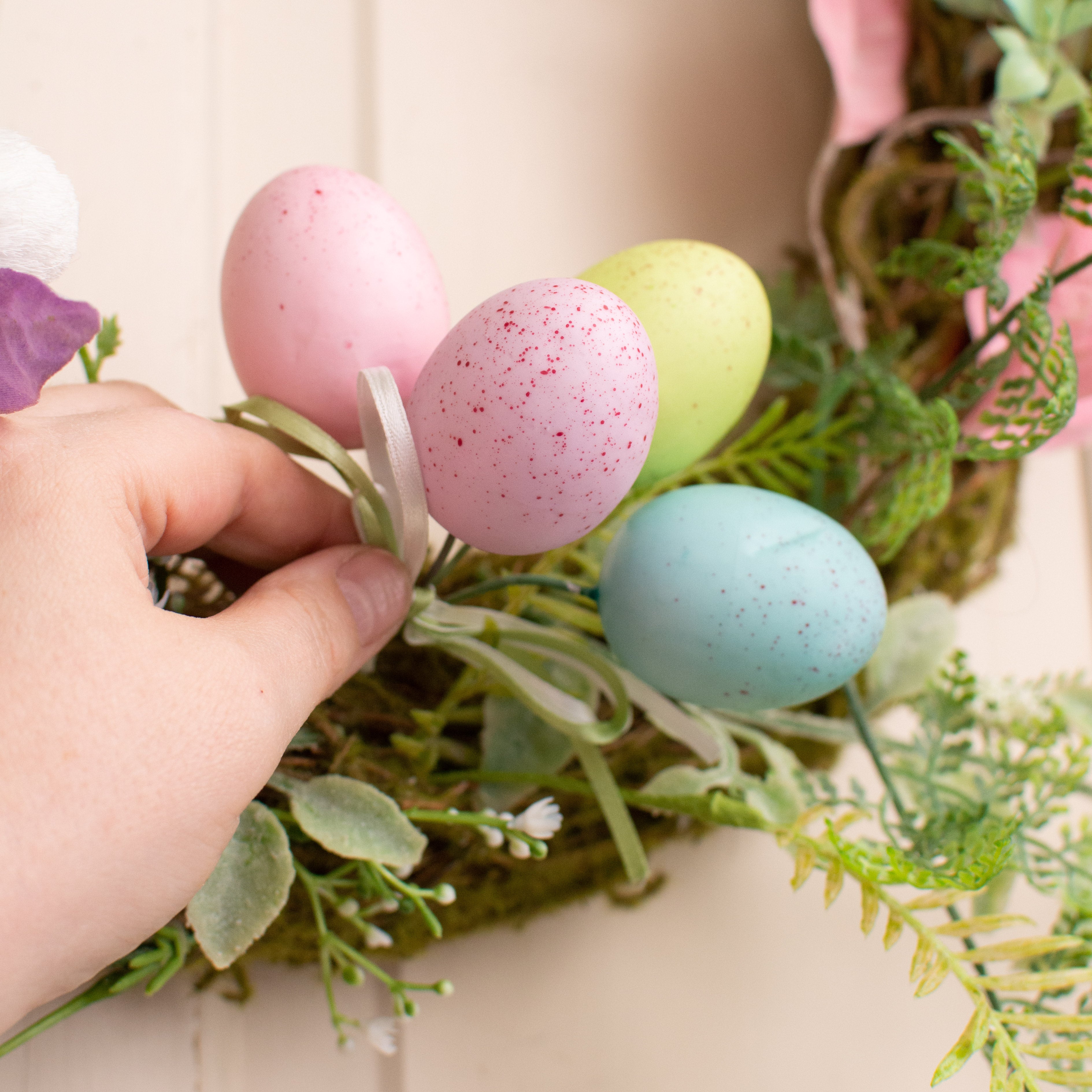 11" Easter Eggs Pick