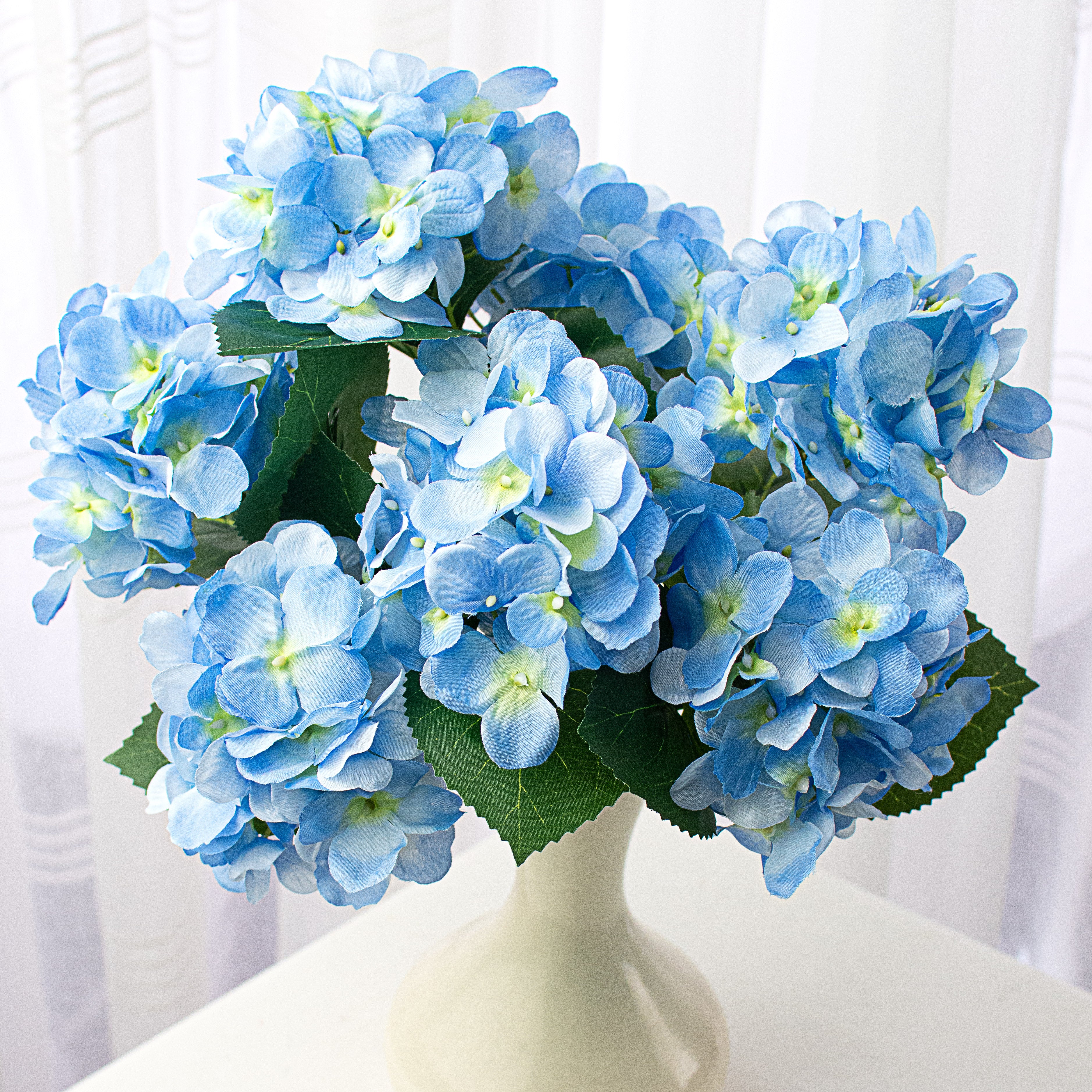 18" Colorfast Hydrangea Bush: Blue