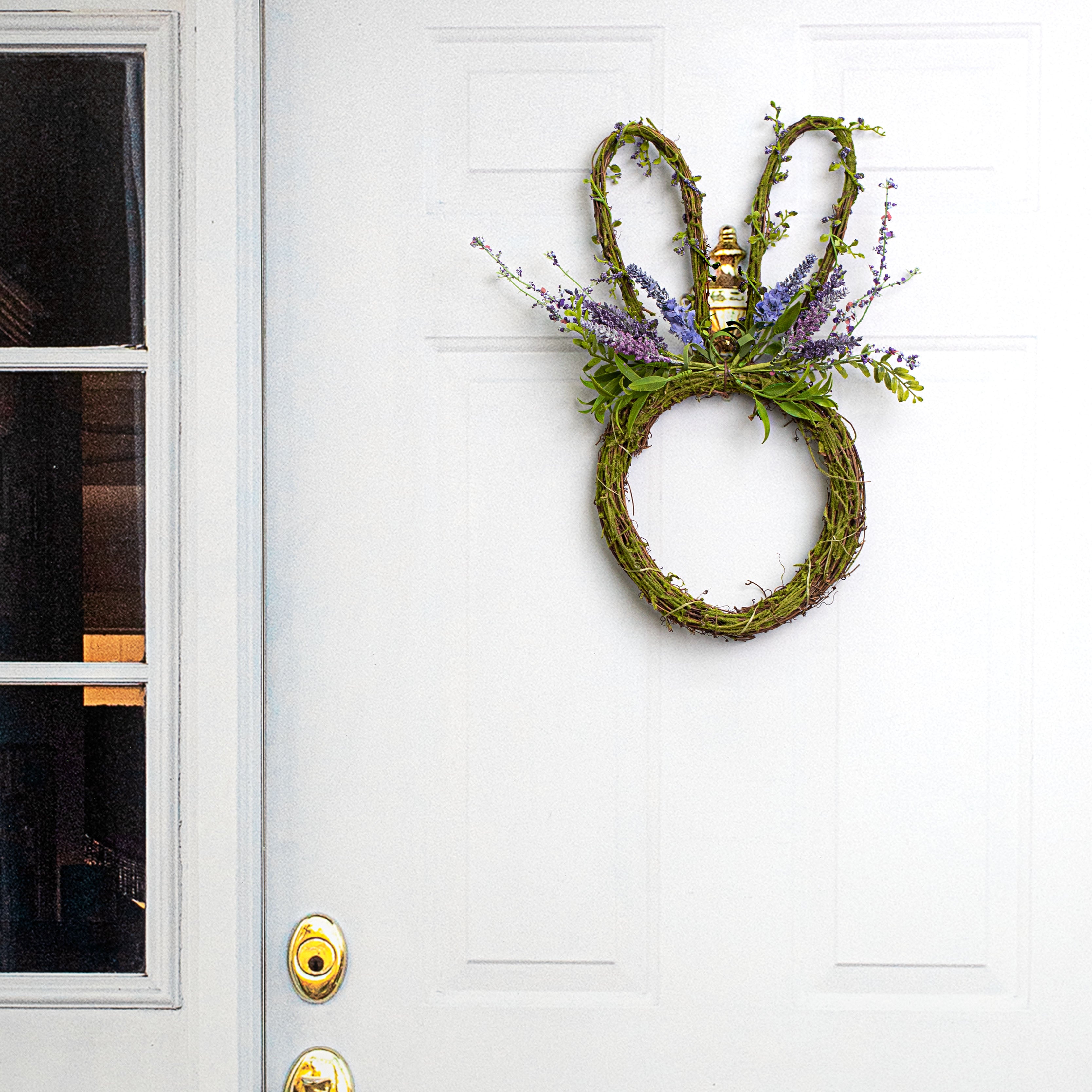19.5" Twig Bunny Wreath with Lavender