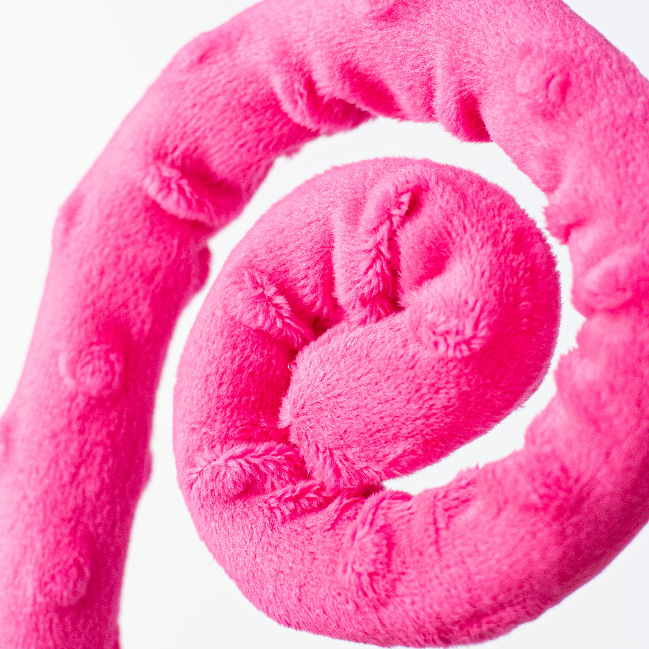 28" Swiss Dot Faux Fur Curly Spray: Fuchsia Pink