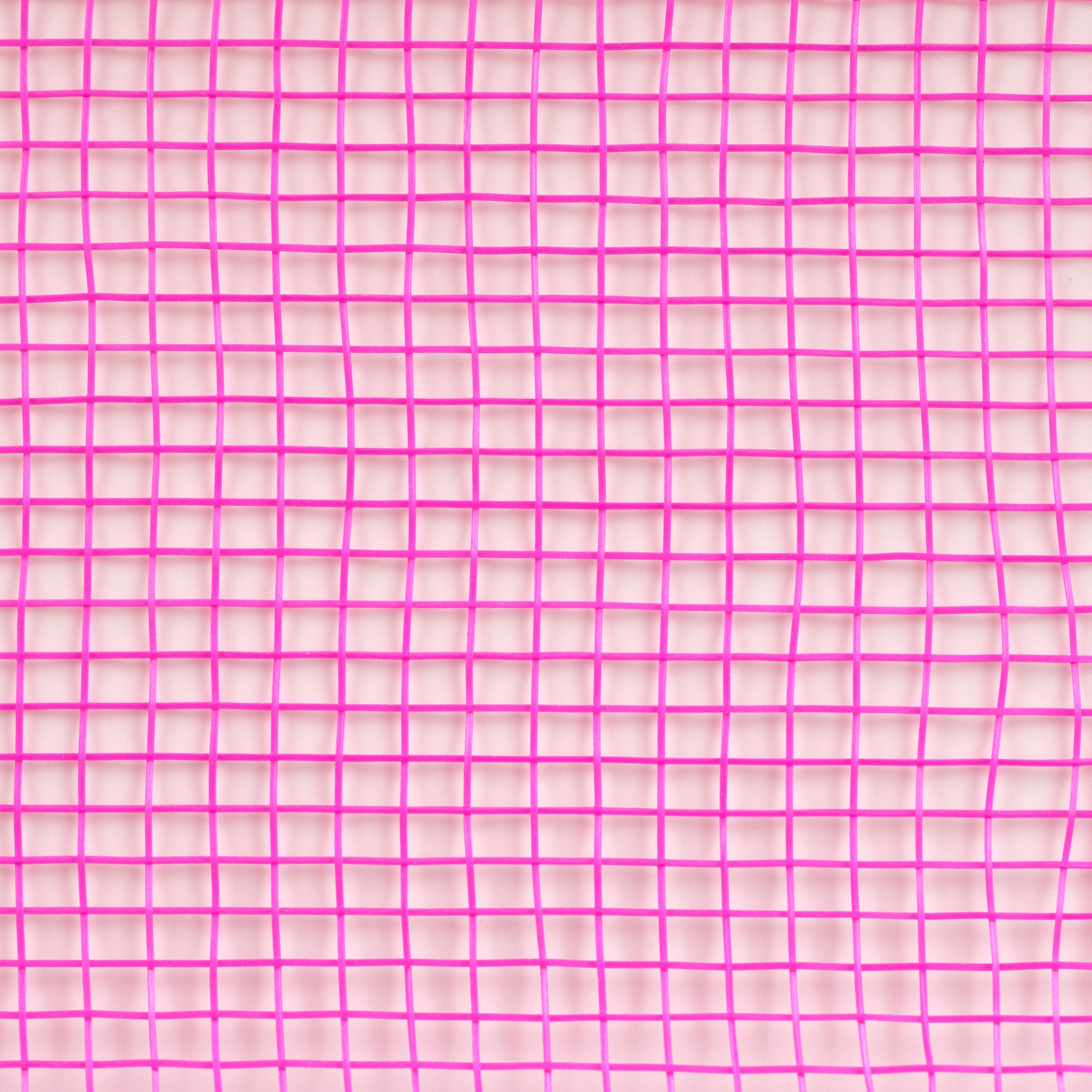 21" Poly Deco Mesh: Hot Pink